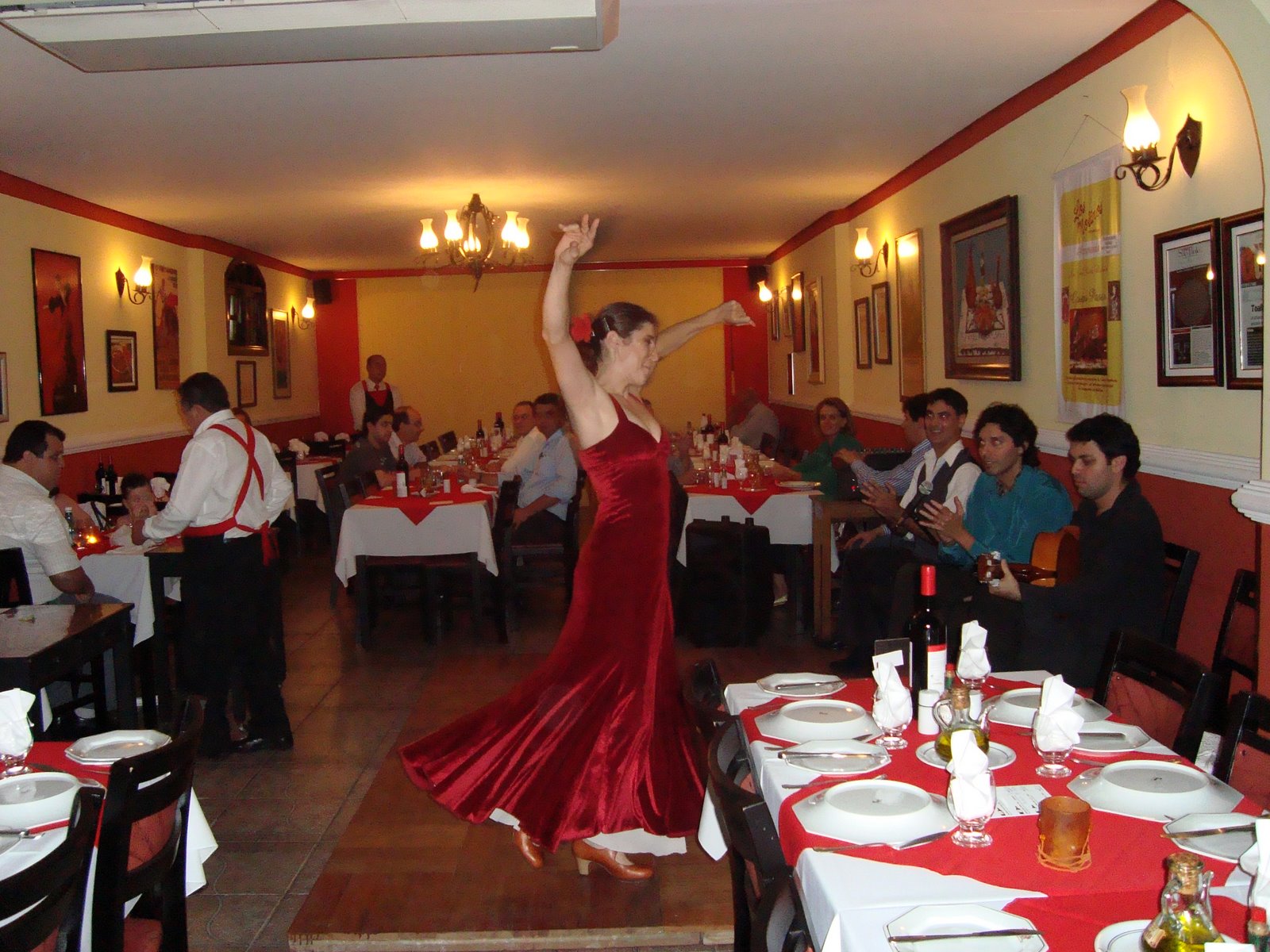 Bartoloneta Restaurante Espanhol - Foto 1